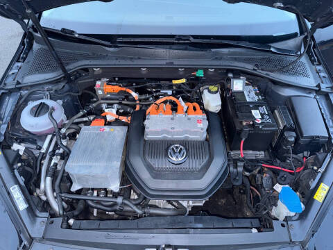 2016 Volkswagen e-Golf SEL Premium