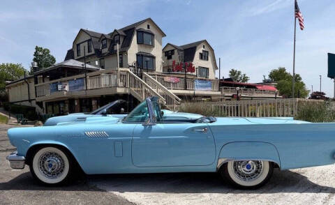 1957 Ford Thunderbird
