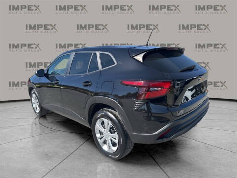 2024 Chevrolet Trax LS