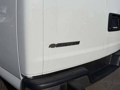 2024 Chevrolet Express 2500