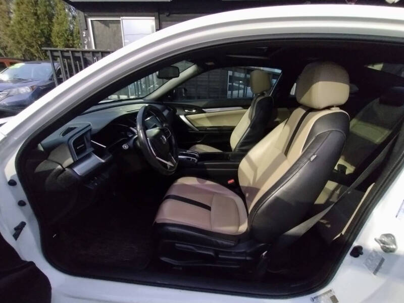 2016 Honda Civic Touring