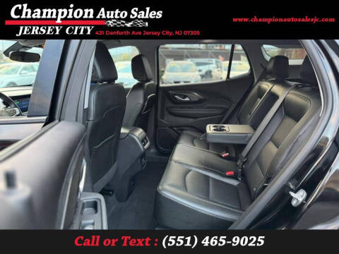 2023 GMC Terrain SLT