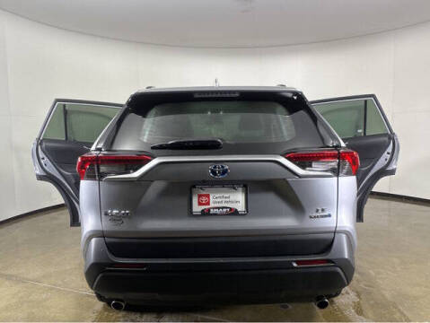 2024 Toyota RAV4 Hybrid LE