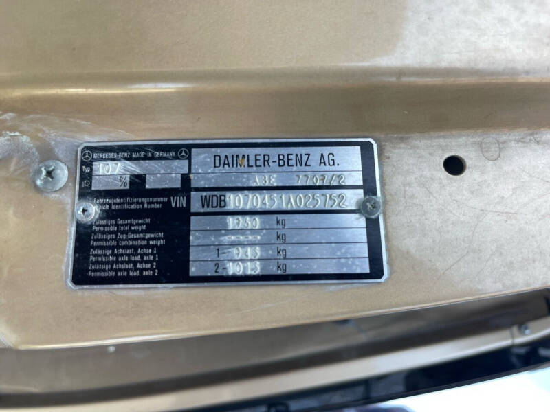 1985 Mercedes-Benz 380-Class 380 SL