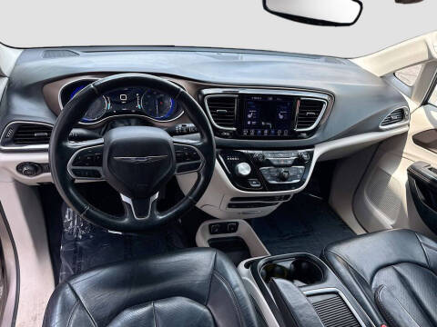 2018 Chrysler Pacifica Touring L Plus