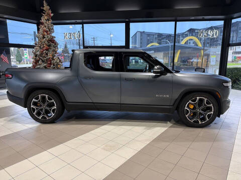 2024 Rivian R1T Adventure