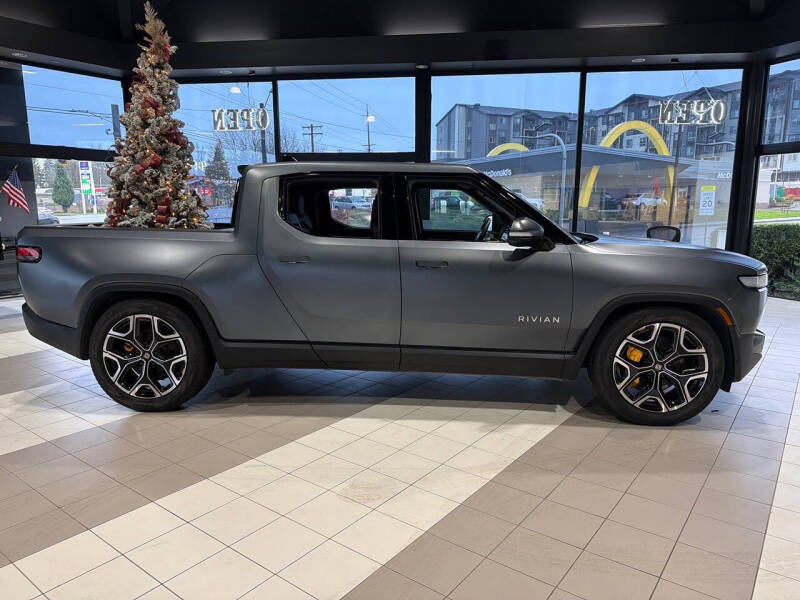 2024 Rivian R1T Adventure