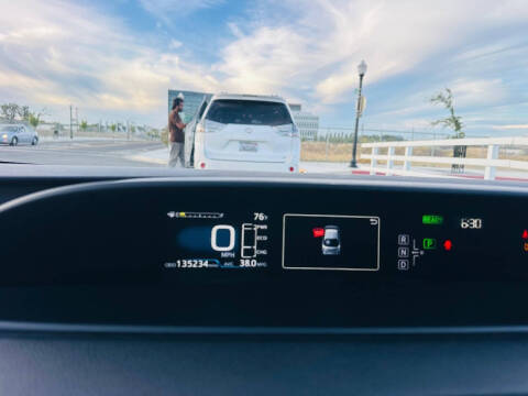 2017 Toyota Prius Two