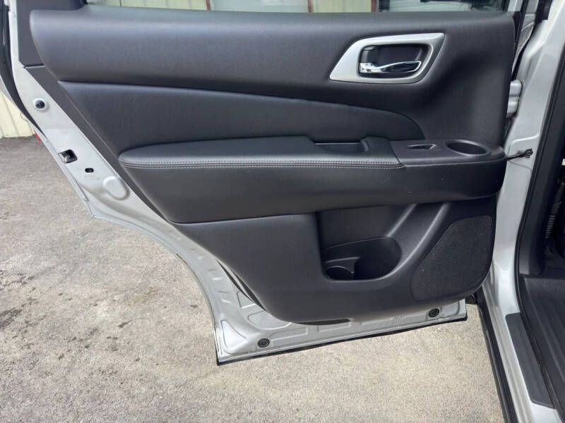2017 Nissan Pathfinder