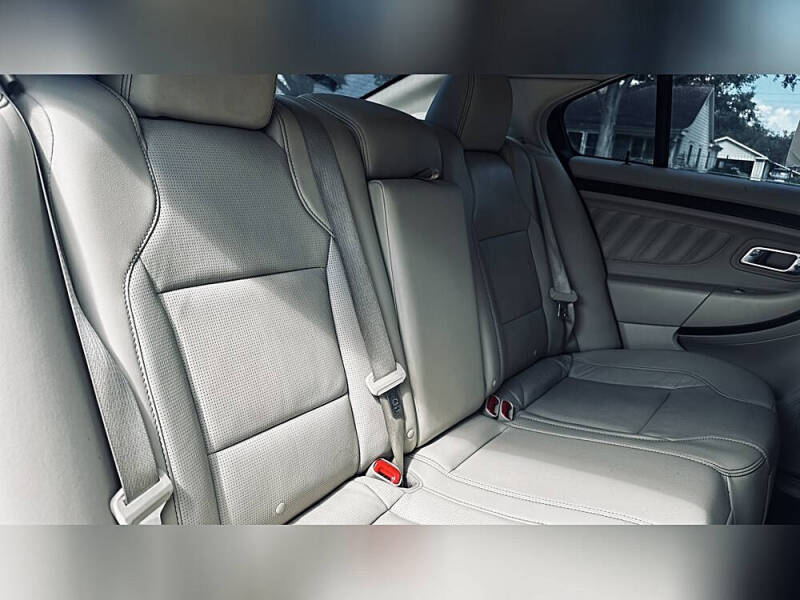 2018 Ford Taurus Limited