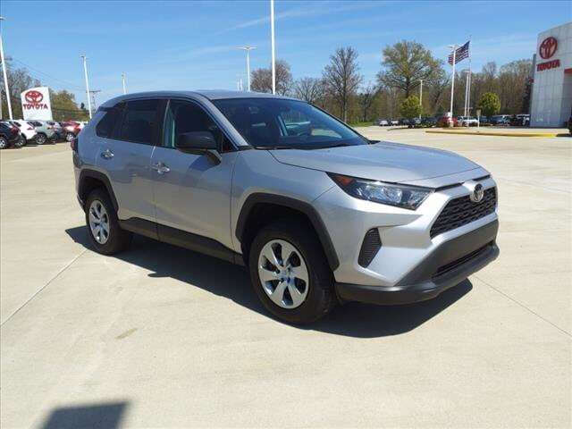 2022 Toyota RAV4 LE