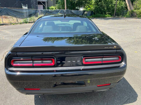 2022 Dodge Challenger