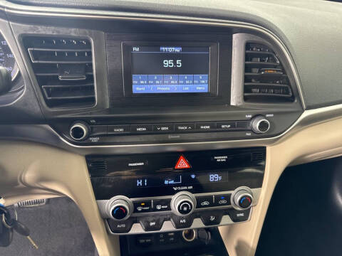 2020 Hyundai Elantra