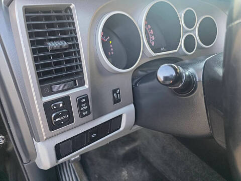 2012 Toyota Sequoia SR5