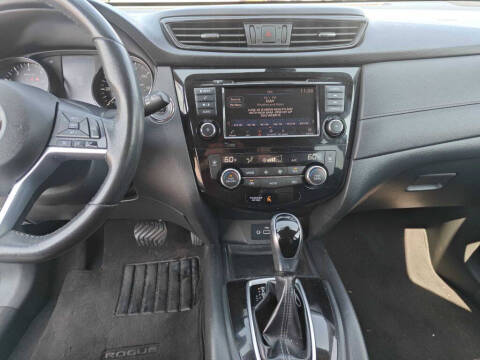 2020 Nissan Rogue S