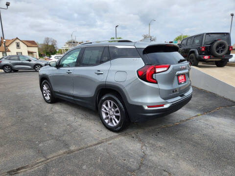 2024 GMC Terrain SLT