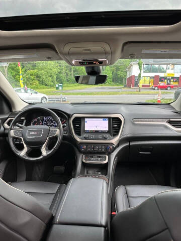 2021 GMC Acadia Denali