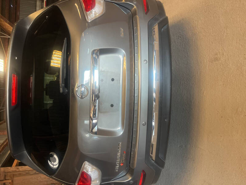 2015 Nissan Pathfinder S