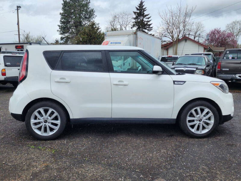 2018 Kia Soul +