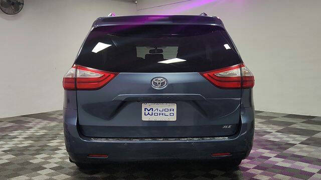 2017 Toyota Sienna