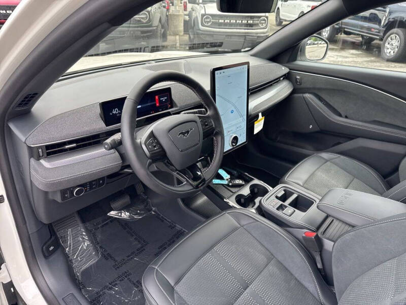 2025 Ford Mustang Mach-E GT