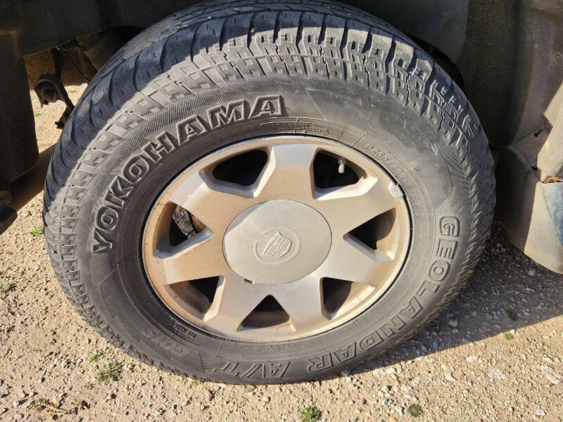 2004 Cadillac Escalade