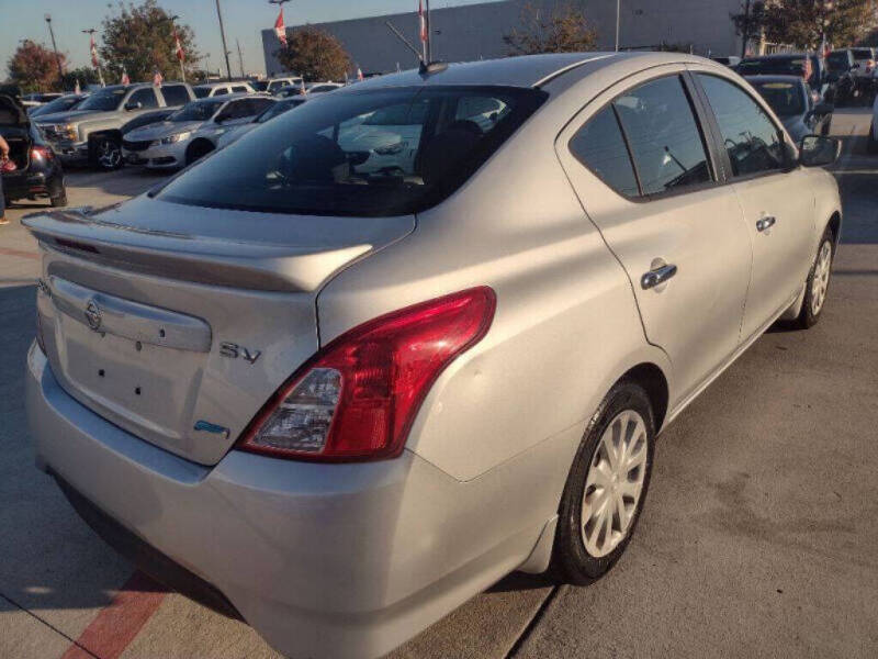 2015 Nissan Versa