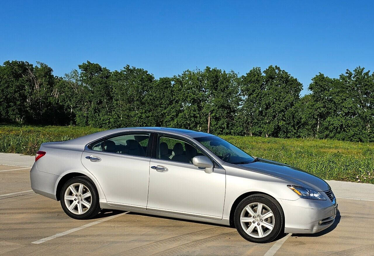 2007 Lexus ES 350 for sale at CAR MARKET AUTO GROUP in Sugar Land, TX