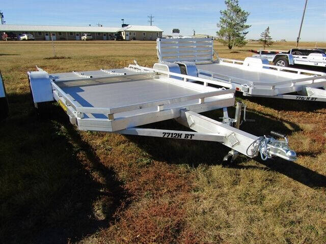 2023 Aluma 7712H-S-BT