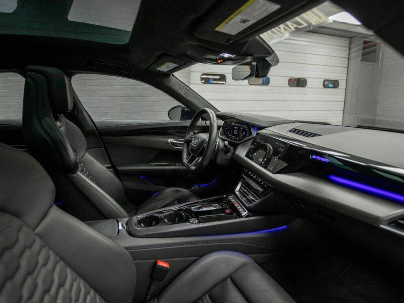 2023 Audi RS e-tron GT quattro