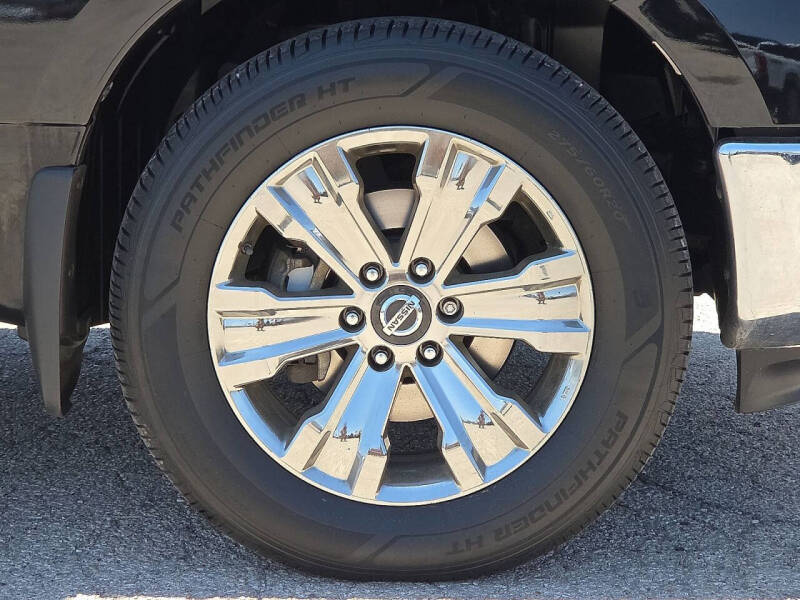 2018 Nissan Titan SV