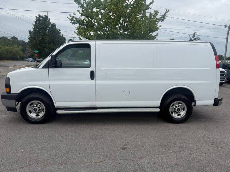 2024 GMC Savana 2500
