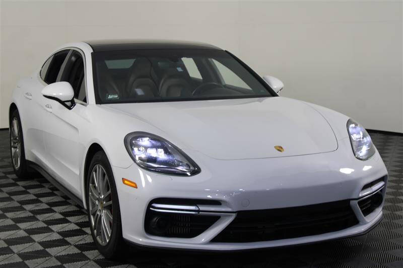 2017 Porsche Panamera Turbo