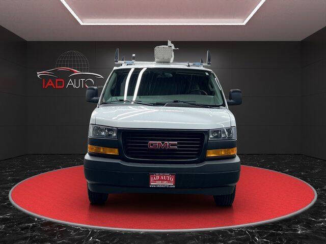 2022 GMC Savana 2500