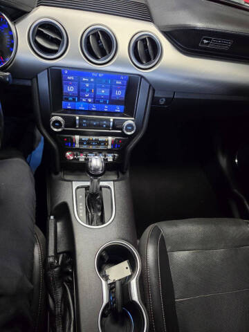 2020 Ford Mustang EcoBoost Premium