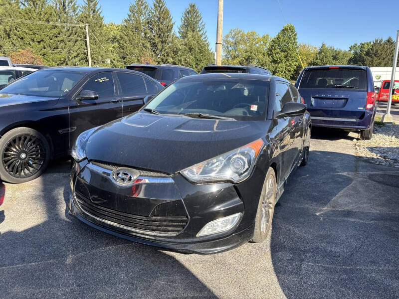 2013 Hyundai Veloster Base's photo