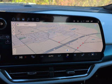 2026 Chevrolet Equinox EV LT 2