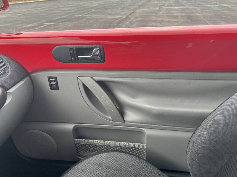 2000 Volkswagen New Beetle GLS