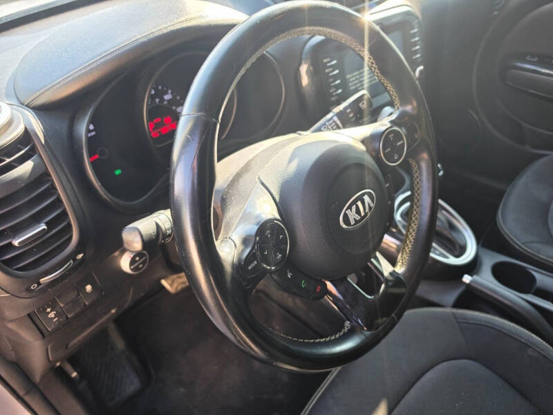 2014 Kia Soul +