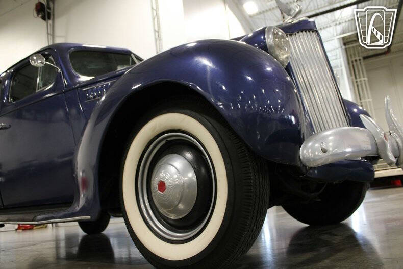 1939 Packard Six