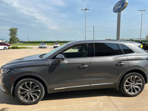 2021 Lincoln Nautilus Reserve