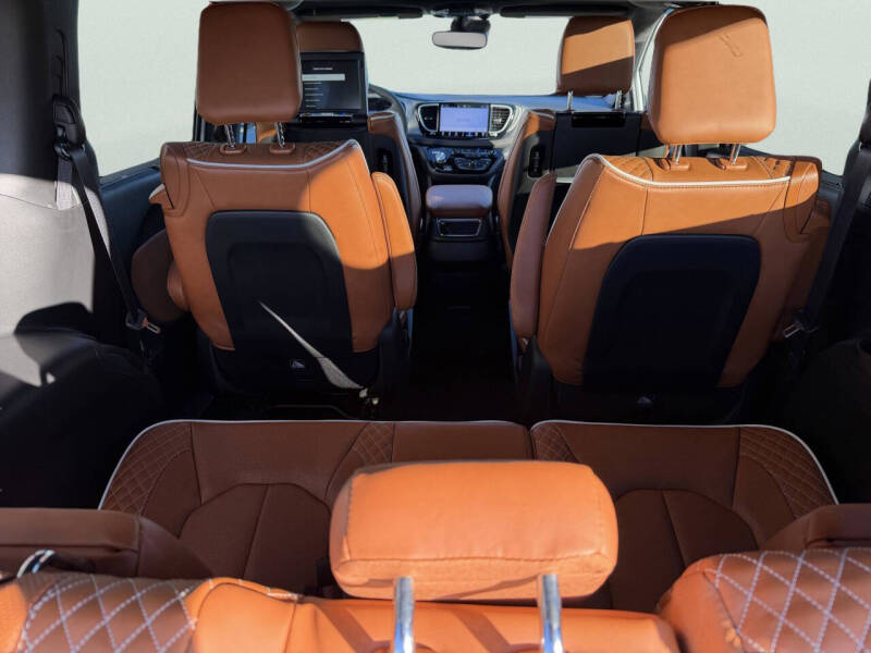 2026 Chrysler Pacifica Pinnacle