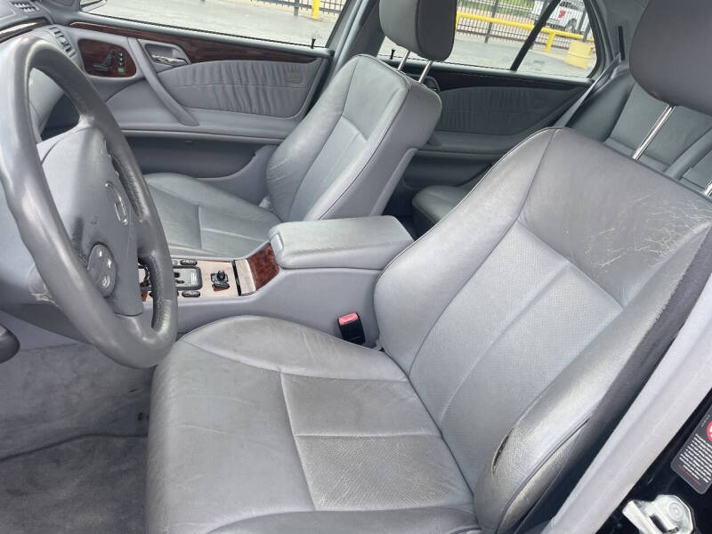 2000 Mercedes-Benz E-Class E 320