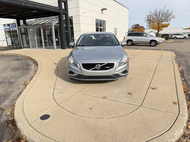 2012 Volvo S60 T6 R-Design