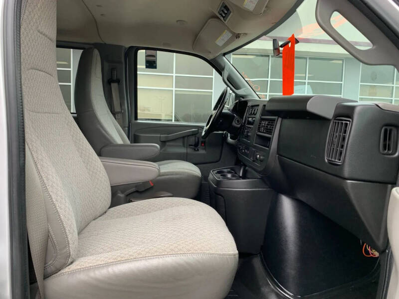 2016 Chevrolet Express LS 2500