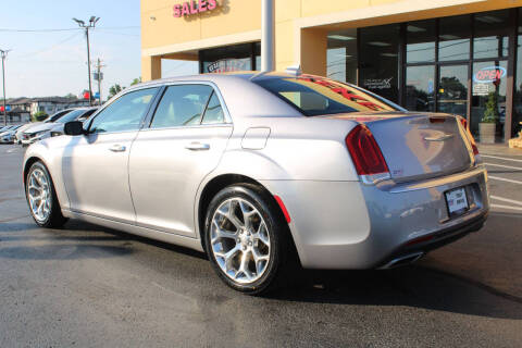 2017 Chrysler 300 C Platinum