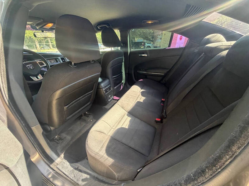 2013 Dodge Charger SE