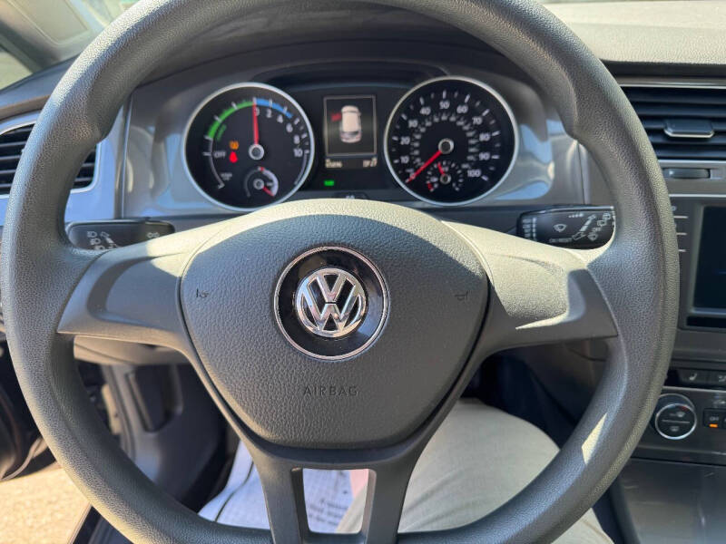 2016 Volkswagen e-Golf SE