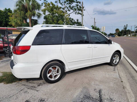 2005 Toyota Sienna