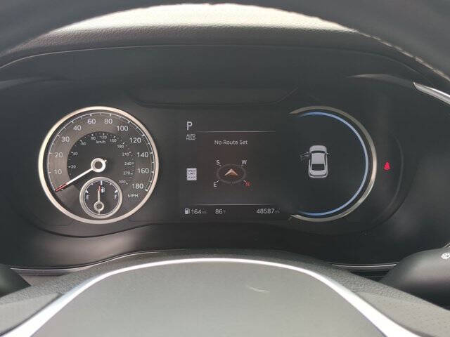 2025 Genesis G70